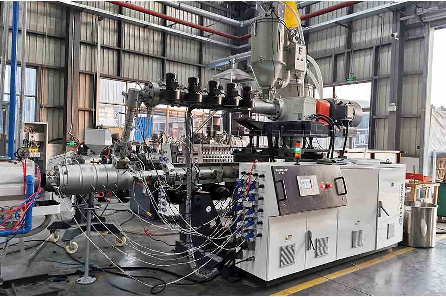 PPR HDPE 20-110mm三层制管机出厂调试